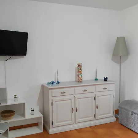 Climatizzato Di 42 Mq A Marina Di Bravone A 200m Dalla *