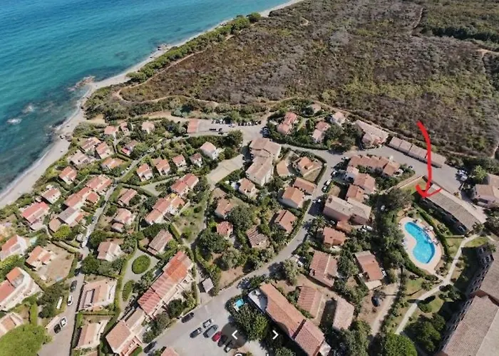 Climatizzato Di 42 Mq A Marina Di Bravone A 200m Dalla Linguizzetta