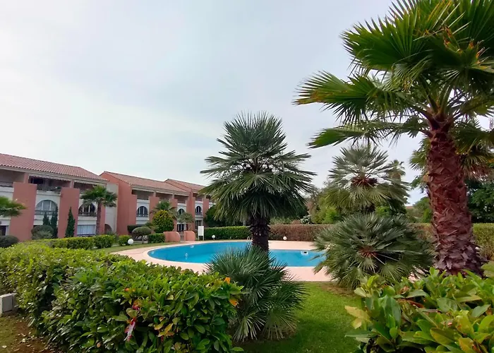 Climatizzato Di 42 Mq A Marina Di Bravone A 200m Dalla Linguizzetta