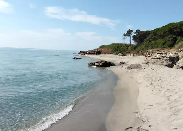 Climatizzato Di 42 Mq A Marina Di Bravone A 200m Dalla Daire